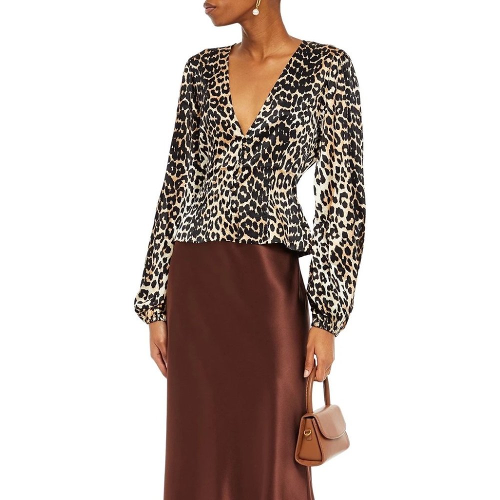 Leopard-Print Silk Satin Top from GANNI - Picture 5 of 10